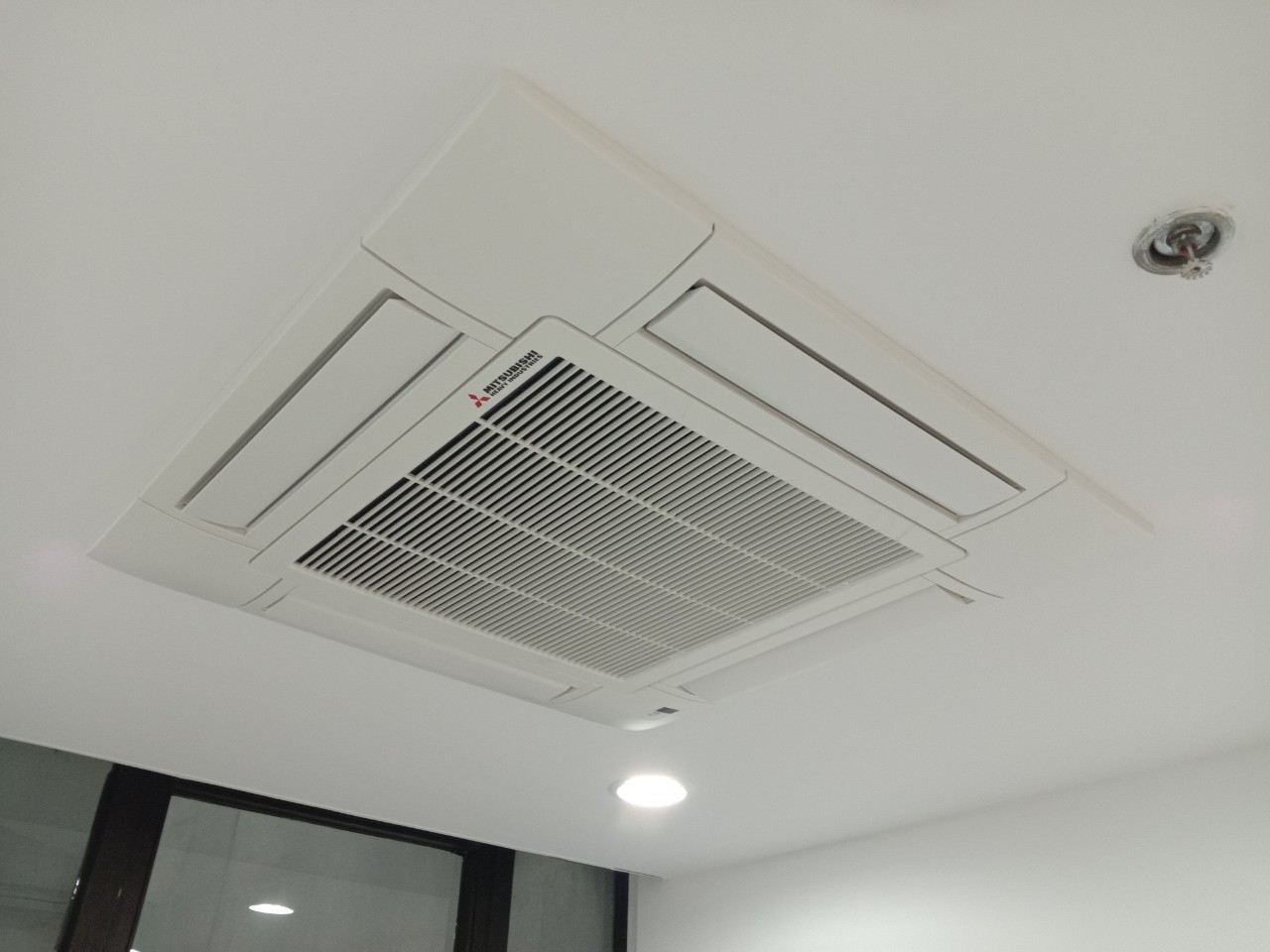 รับล้างแอร์ระบบ VRV VRF ราคาประหยัด